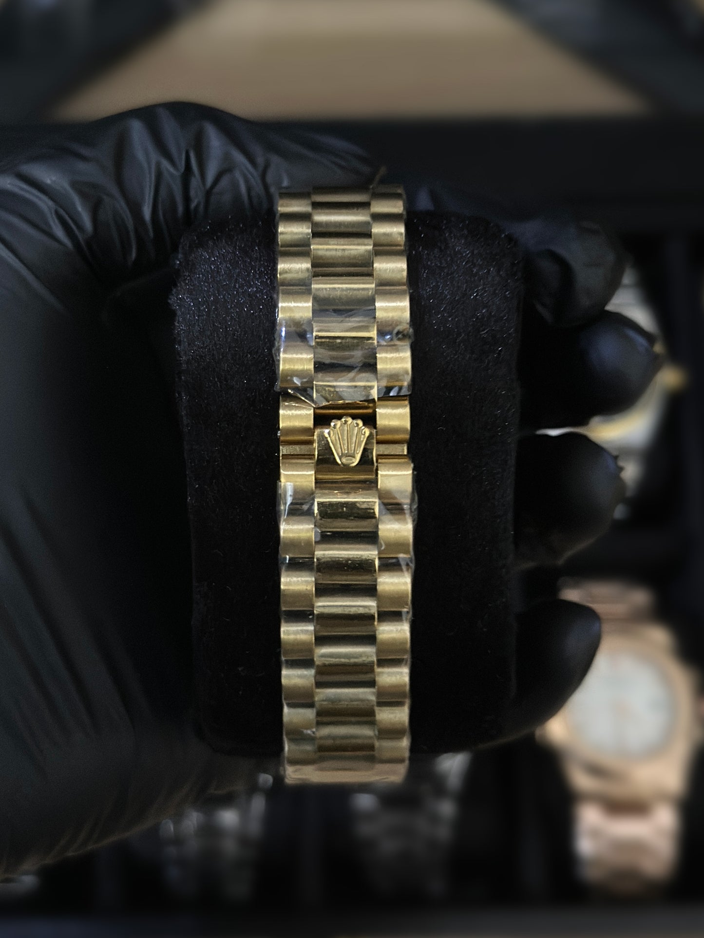 Rolex – GMT – Golden - Black Blue Dial