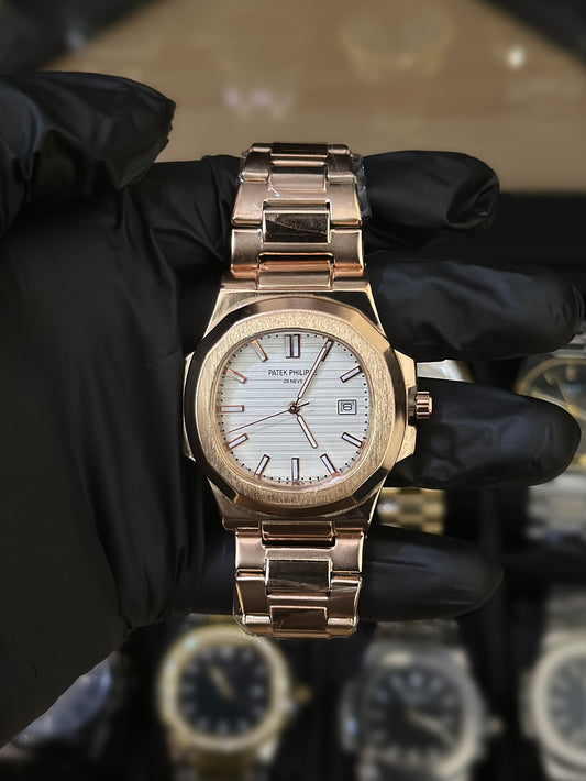 Patek Philippe – Nautilus – Golden Copper - White Dial