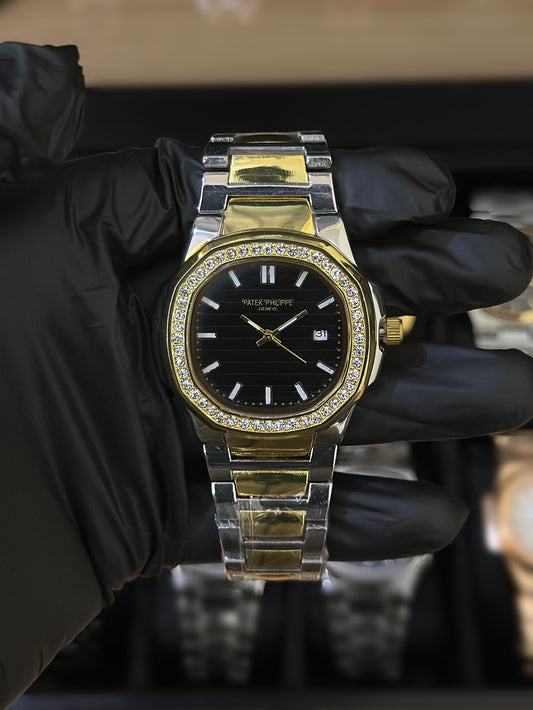 Patek Philippe – Nautilus – Golden Silver - Black Dial